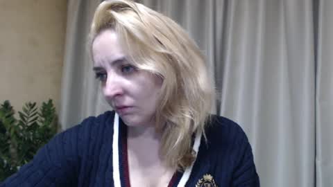 Snapshot of ohsweetmari chatting on 04-04-26, 03:31 Mari online show from 04-04-26, 03:31