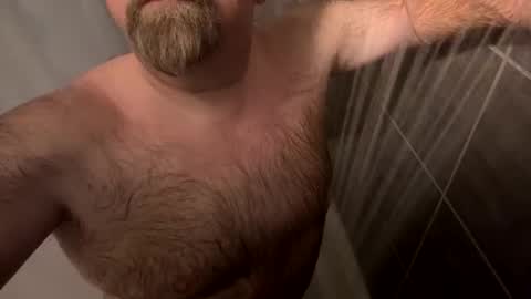 Snapshot of oldbones2 chatting on 10-25-25, 01:35 oldbones2 online show from 10-25-25, 01:35