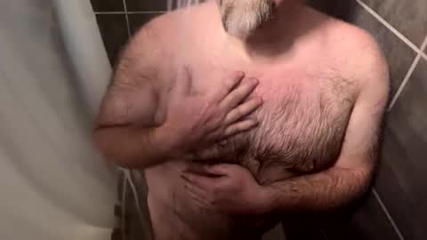 Snapshot of oldbones2 chatting on 11-10-25, 12:42 oldbones2 online show from 11-10-25, 12:42