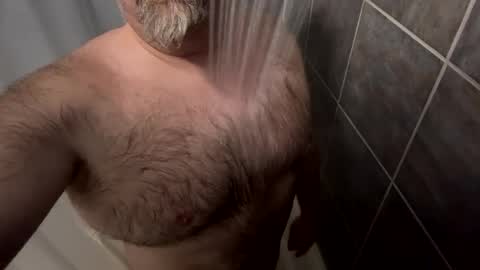 Snapshot of oldbones2 chatting on 11-29-25, 10:46 oldbones2 online show from 11-29-25, 10:46