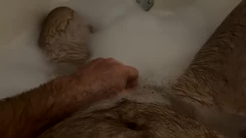 Snapshot of oldbones2 chatting on 12-01-25, 01:54 oldbones2 online show from 12-01-25, 01:54