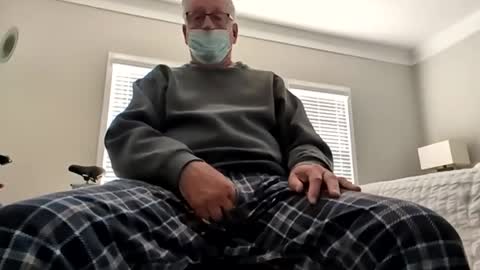 Snapshot of oldsubman chatting on 12-04-25, 02:04 oldsubman online show from 12-04-25, 02:04