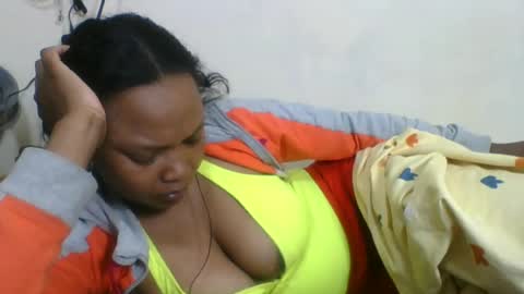 Snapshot of olgamariah203875 chatting on 06-11-26, 11:47 olgamariah203875 online show from 06-11-26, 11:47