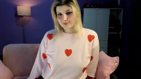 OliSunny Olivia online show from 02-08-26, 08:23