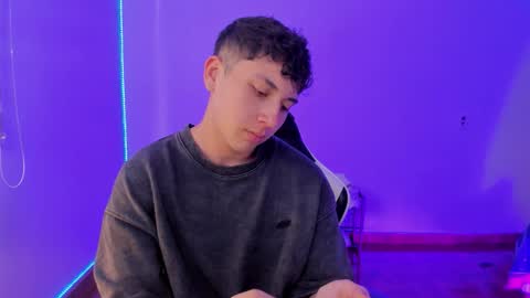 oliveeer online show from 12-14-25, 09:41