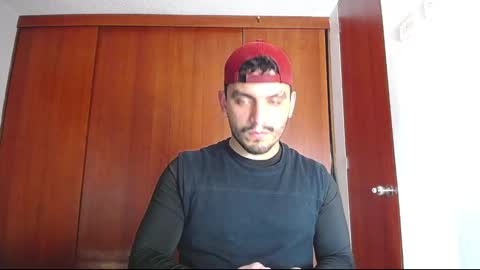 Snapshot of olivervitale chatting on 01-09-25, 07:08 Oliver online show from 01-09-25, 07:08