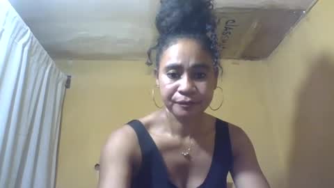 olivia9794 online show from 06-15-26, 09:11