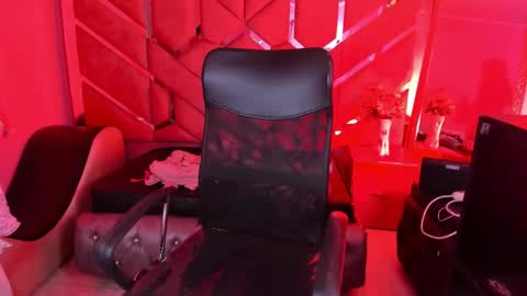  OLIVIA  online show from 02-07-26, 04:16