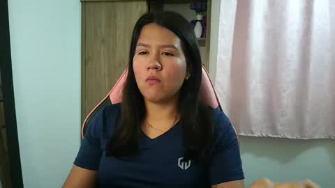 Olivia online show from 01-17-26, 12:21