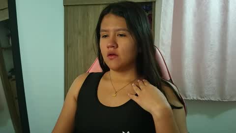 Olivia online show from 03-20-26, 12:21