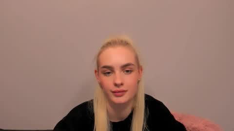 oliviaBeauty online show from 02-21-26, 06:09