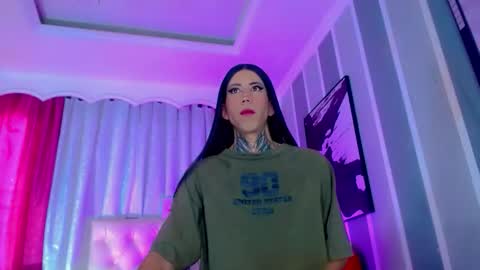 oliviahot01 online show from 04-11-26, 01:37