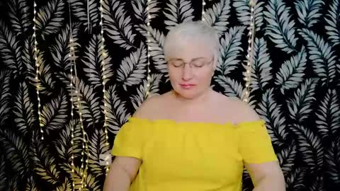 Kelly online show from 04-17-26, 11:24