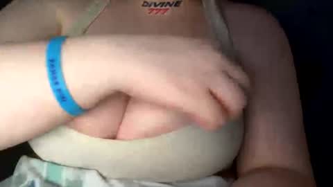 Olivia baby  online show from 07-11-26, 08:11