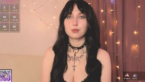 Kylie online show from 04-12-26, 07:41