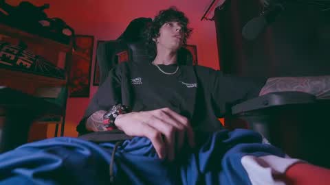     online show from 03-18-26, 02:26