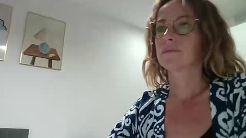 olyra11 online show from 07-28-26, 05:56