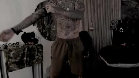 Snapshot of onceagain97_ chatting on 01-14-26, 09:52 ... online show from 01-14-26, 09:52