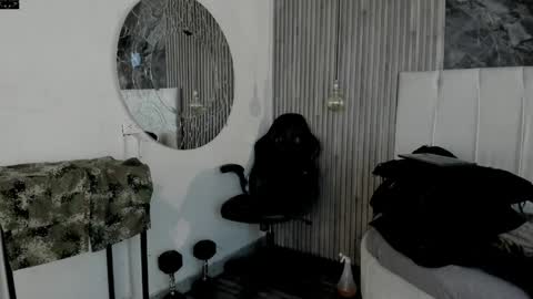 Snapshot of onceagain97_ chatting on 04-08-26, 07:03 ... online show from 04-08-26, 07:03