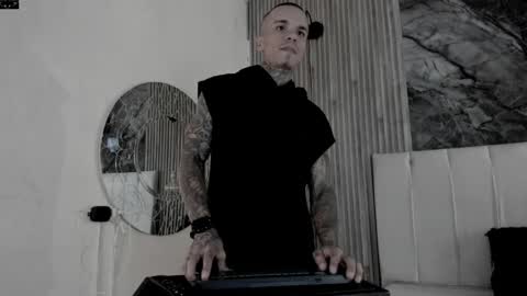 Snapshot of onceagain97_ chatting on 04-12-26, 07:30 ... online show from 04-12-26, 07:30