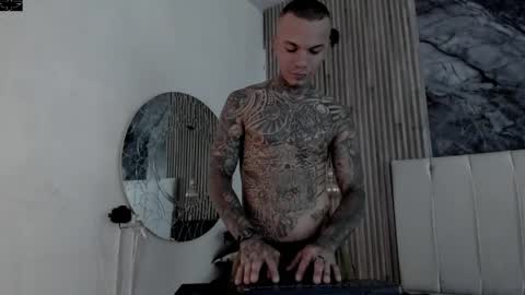 Snapshot of onceagain97_ chatting on 04-19-26, 07:05 ... online show from 04-19-26, 07:05