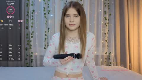 Snapshot of one_more_touch chatting on 04-11-26, 01:48 Eva online show from 04-11-26, 01:48