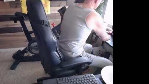 Kinky DILF needs ORDERS online show from 02-10-25, 03:53