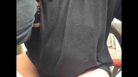 Snapshot of onelargecock0615 chatting on 03-11-26, 02:34 Unpredictable online show from 03-11-26, 02:34