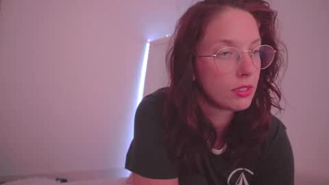 Ariel online show from 02-24-26, 10:19