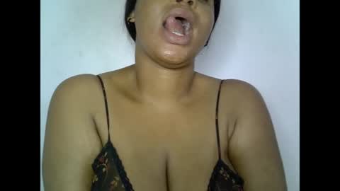 oneofdbestchubbygaloncb online show from 05-02-26, 04:17