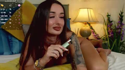 Snapshot of oneoutrageous chatting on 03-16-26, 02:32 OutrageousOne online show from 03-16-26, 02:32