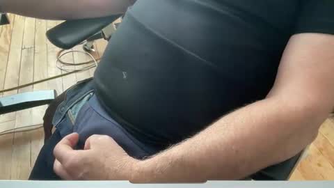 onlocationnyc online show from 06-05-26, 03:29
