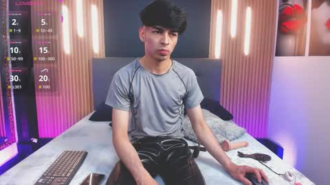 Snapshot of onlyjos_ chatting on 12-16-25, 06:35 Josh - Schedule 1400 - 2200 online show from 12-16-25, 06:35