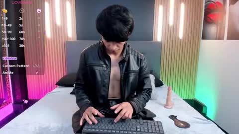 Snapshot of onlyjos_ chatting on 01-06-26, 06:00 Josh - Schedule 1400 - 2200 online show from 01-06-26, 06:00