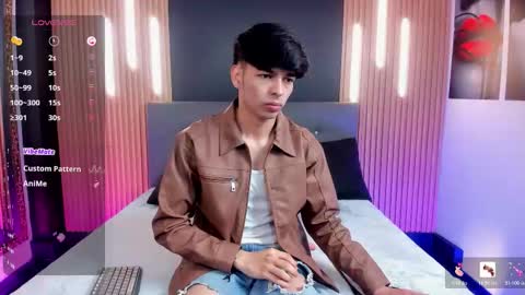 Snapshot of onlyjos_ chatting on 01-12-26, 02:11 Josh - Schedule 1400 - 2200 online show from 01-12-26, 02:11