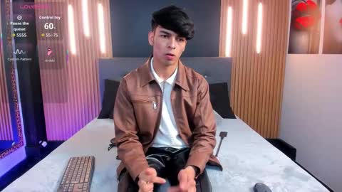 Snapshot of onlyjos_ chatting on 01-15-26, 07:06 Josh - Schedule 1400 - 2200 online show from 01-15-26, 07:06