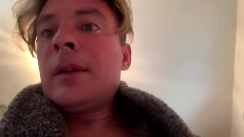 onlyloveyoutwice2016 online show from 03-21-26, 09:36