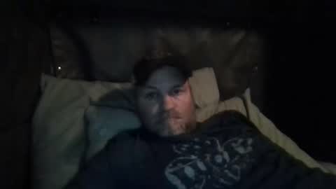 Snapshot of onthemove03 chatting on 11-19-25, 02:44 onthemove03 online show from 11-19-25, 02:44