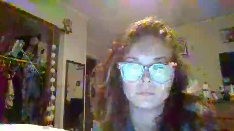 Snapshot of openupolivianna chatting on 04-14-26, 03:45 Opening this bitch up online show from 04-14-26, 03:45