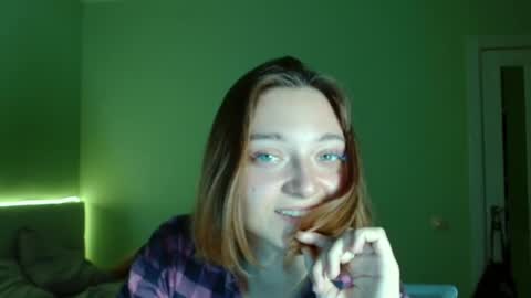 Melani  online show from 11-24-25, 02:39