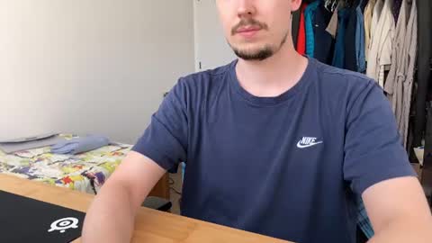 Woody online show from 06-26-26, 03:16