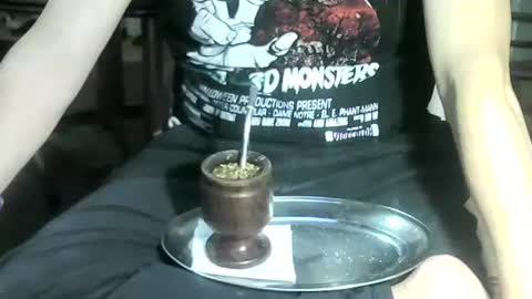 Ore online show from 03-25-26, 01:33