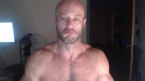Snapshot of oregon87 chatting on 05-06-26, 03:46 The Oregon Lumberjack online show from 05-06-26, 03:46