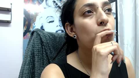 ORIANNA online show from 04-21-26, 03:35