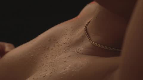 Orla online show from 03-17-26, 01:21