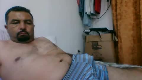 oscarjhe3512 online show from 02-02-26, 02:10