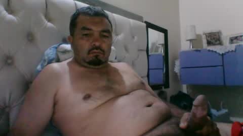 oscarjhe3512 online show from 03-07-26, 02:52