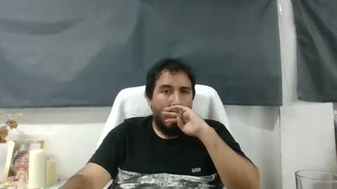 oscaryn_martell online show from 12-15-25, 01:21