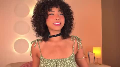 Snapshot of oshun_25 chatting on 02-02-26, 01:10 Oshun online show from 02-02-26, 01:10