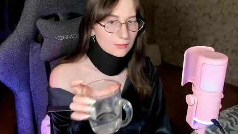 Leliana online show from 06-02-26, 05:26